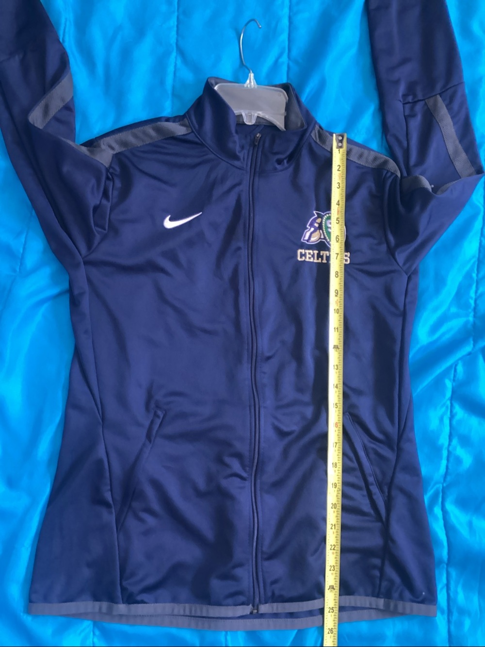 Nike sweater - Picture 8 of 8